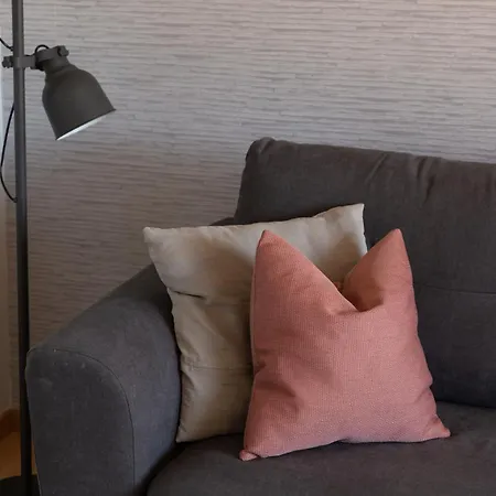 아파트 Spacious 2br Flat Near Cdg Airport *