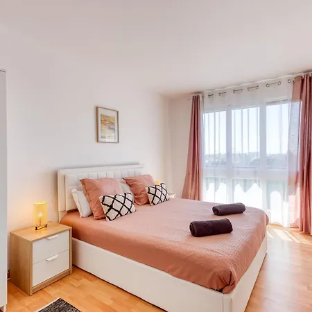 아파트 Spacious 2br Flat Near Cdg Airport 르블랑메스니