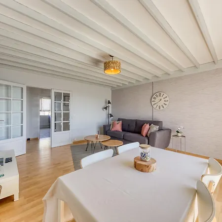 Spacious 2br Flat Near Cdg Airport 아파트 르블랑메스니